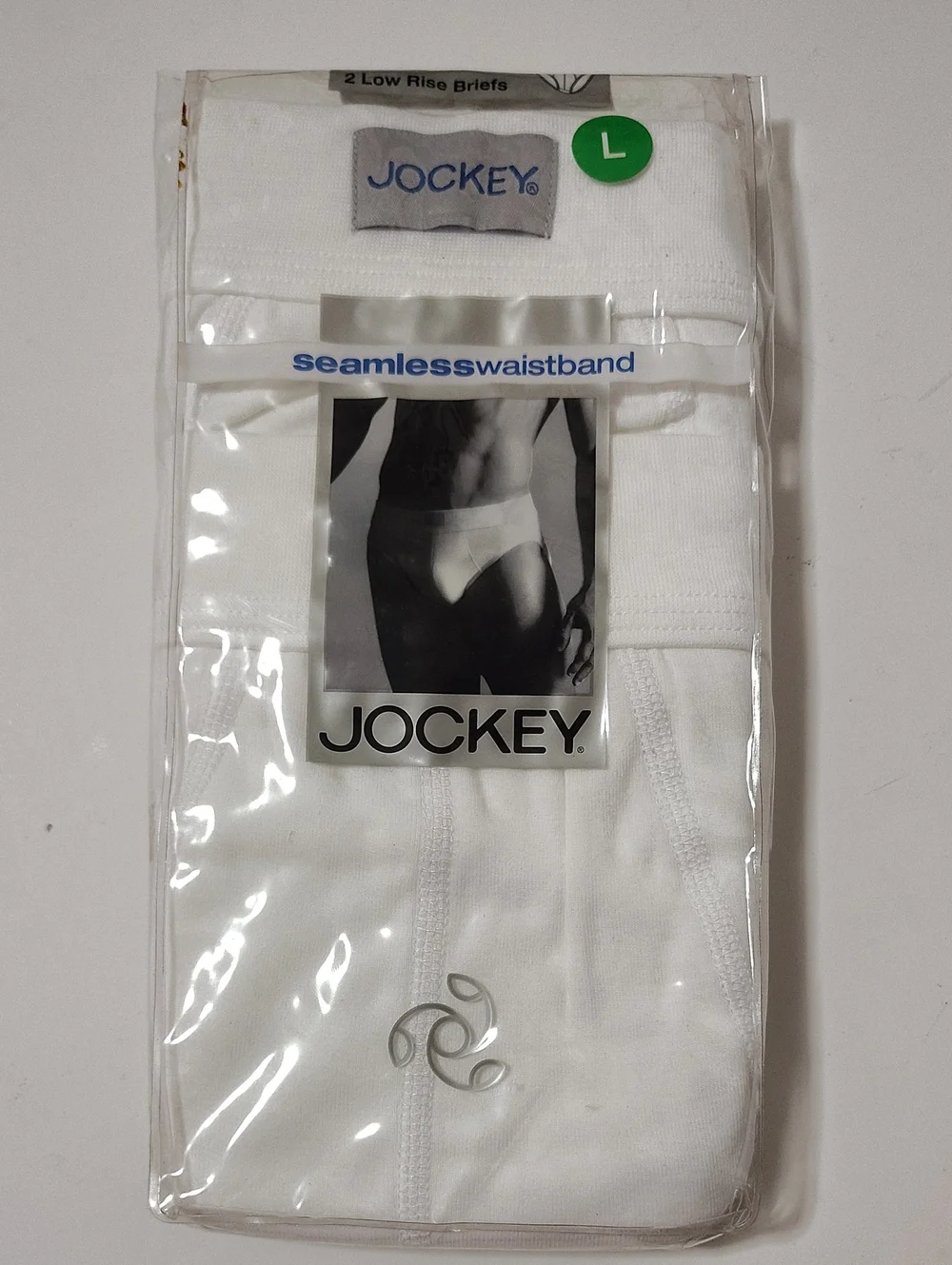 Vintage 2006 Jockey White Low-Rise Briefs with Seamless Waistband 2pk - Size L